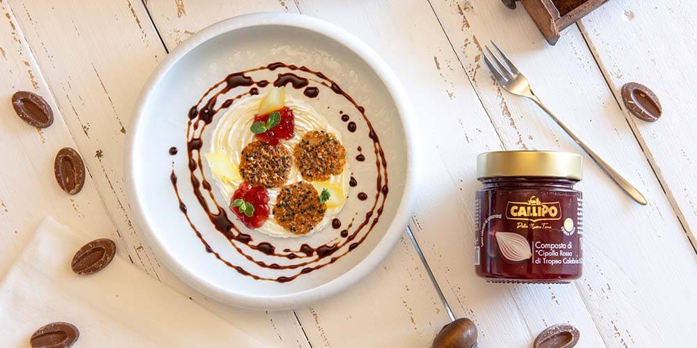 Mousse di ricotta con Composta di Cipolla Rossa di Tropea IGP Callipo